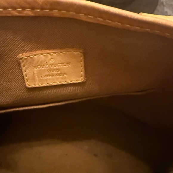 Louis Vuitton Brown and Tan Monogram Tote - Picture 5 of 10